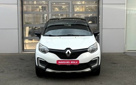 Renault Kaptur I рестайлинг, 2017 год, 1 340 000 рублей, 2 фотография