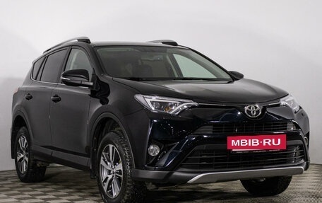 Toyota RAV4, 2018 год, 2 450 000 рублей, 3 фотография