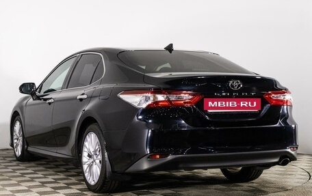 Toyota Camry, 2018 год, 2 775 997 рублей, 7 фотография