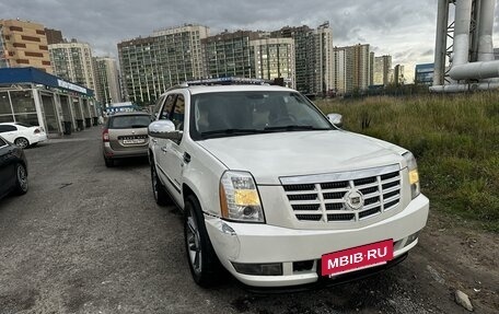 Cadillac Escalade III, 2010 год, 2 900 000 рублей, 4 фотография