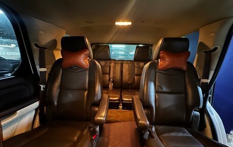 Cadillac Escalade III, 2010 год, 2 900 000 рублей, 12 фотография