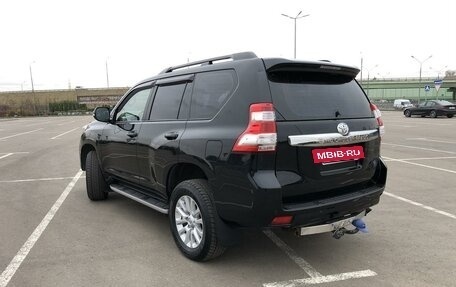 Toyota Land Cruiser Prado 150 рестайлинг 2, 2013 год, 3 700 000 рублей, 3 фотография