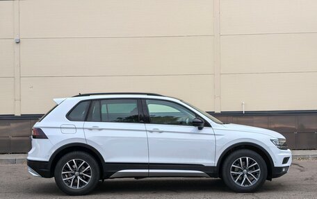 Volkswagen Tiguan II, 2019 год, 2 727 000 рублей, 8 фотография