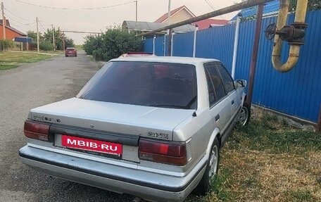 Nissan Bluebird VIII, 1989 год, 350 000 рублей, 4 фотография