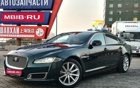 Jaguar XJ IV (X351), 2019 год, 4 630 000 рублей, 1 фотография