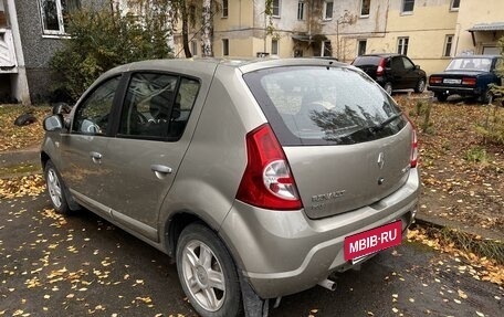 Renault Sandero I, 2011 год, 700 000 рублей, 6 фотография