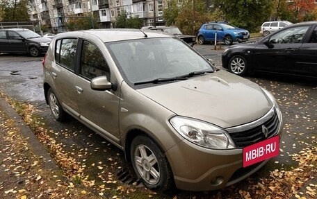 Renault Sandero I, 2011 год, 700 000 рублей, 4 фотография