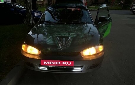 Mitsubishi Mirage VI рестайлинг, 2000 год, 240 000 рублей, 3 фотография