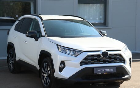 Toyota RAV4, 2021 год, 3 599 000 рублей, 3 фотография