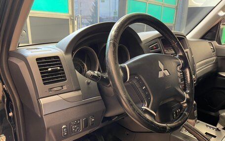 Mitsubishi Pajero IV, 2010 год, 1 750 000 рублей, 9 фотография