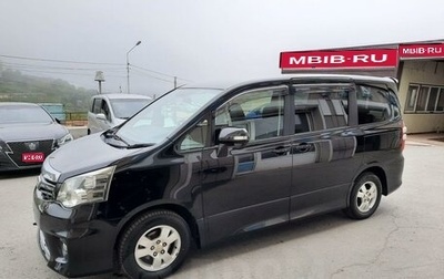 Toyota Noah III, 2013 год, 1 200 000 рублей, 1 фотография