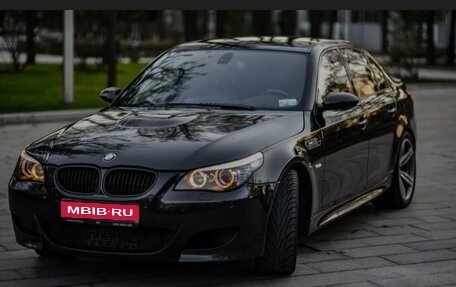 BMW 5 серия, 2007 год, 200 000 рублей, 1 фотография