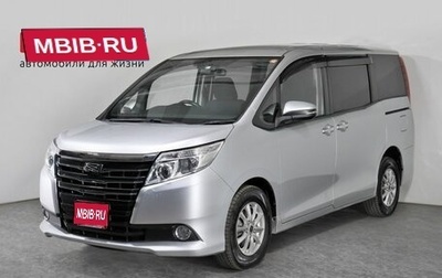 Toyota Noah III, 2017 год, 2 345 000 рублей, 1 фотография