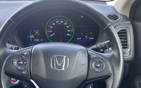 Honda Vezel, 2013 год, 1 550 000 рублей, 11 фотография