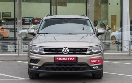 Volkswagen Tiguan II, 2019 год, 2 549 000 рублей, 3 фотография