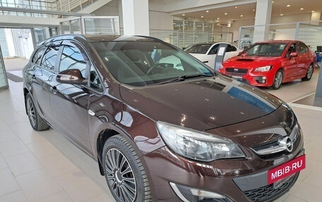 Opel Astra J, 2013 год, 799 000 рублей, 3 фотография