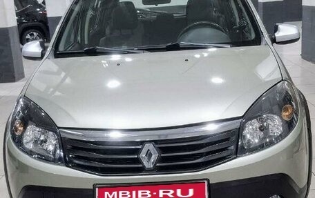 Renault Sandero I, 2012 год, 755 000 рублей, 2 фотография