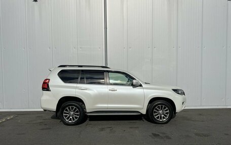 Toyota Land Cruiser Prado 150 рестайлинг 2, 2019 год, 4 950 000 рублей, 4 фотография