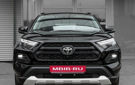 Toyota RAV4, 2023 год, 4 790 000 рублей, 2 фотография