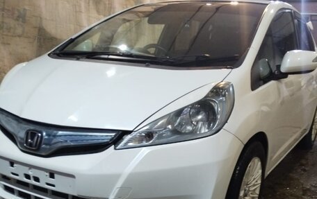 Honda Fit III, 2011 год, 1 000 000 рублей, 6 фотография