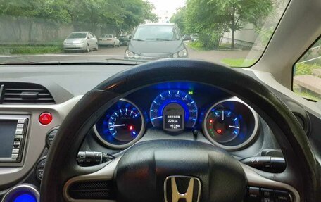 Honda Fit III, 2011 год, 1 000 000 рублей, 25 фотография