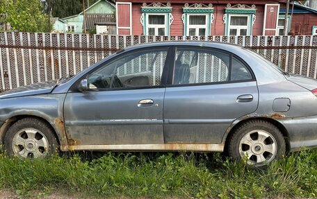 KIA Rio II, 2001 год, 120 000 рублей, 2 фотография