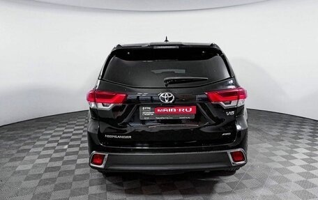 Toyota Highlander III, 2018 год, 3 799 000 рублей, 6 фотография