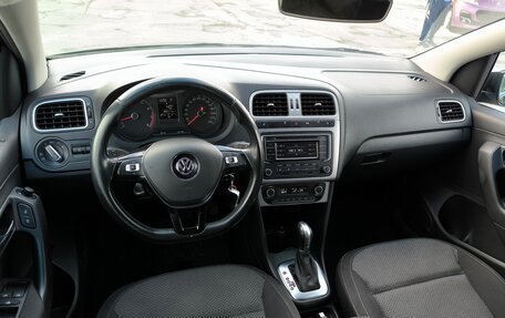 Volkswagen Polo VI (EU Market), 2015 год, 1 044 995 рублей, 19 фотография