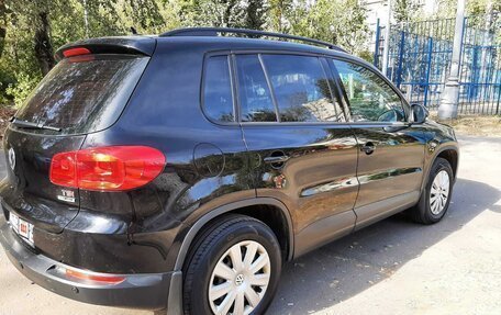 Volkswagen Tiguan I, 2015 год, 1 370 000 рублей, 6 фотография