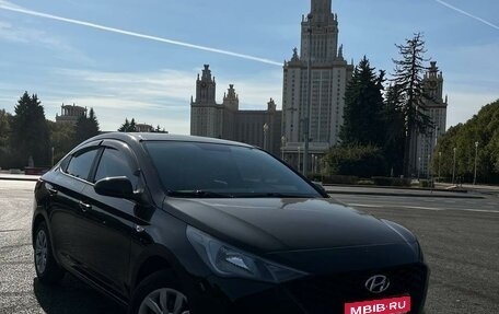 Hyundai Solaris II рестайлинг, 2020 год, 1 750 000 рублей, 1 фотография