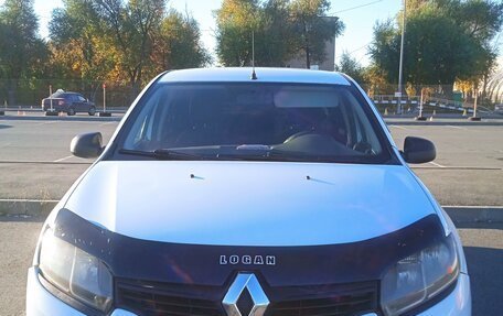 Renault Logan II, 2016 год, 650 000 рублей, 1 фотография