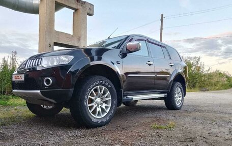 Mitsubishi Pajero Sport II рестайлинг, 2012 год, 2 050 000 рублей, 3 фотография