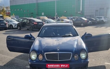 Mercedes-Benz CLK-Класс, 1998 год, 250 000 рублей, 9 фотография