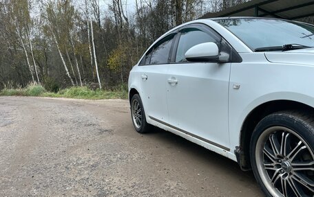 Chevrolet Cruze II, 2012 год, 490 000 рублей, 3 фотография