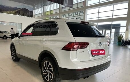 Volkswagen Tiguan II, 2018 год, 2 725 000 рублей, 7 фотография