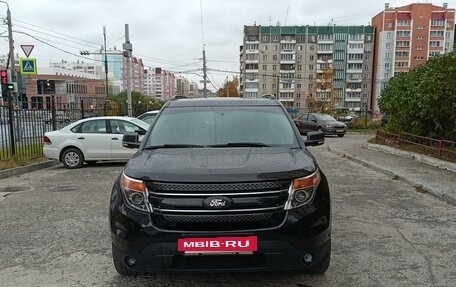 Ford Explorer VI, 2013 год, 2 150 000 рублей, 2 фотография