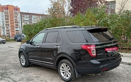 Ford Explorer VI, 2013 год, 2 150 000 рублей, 6 фотография