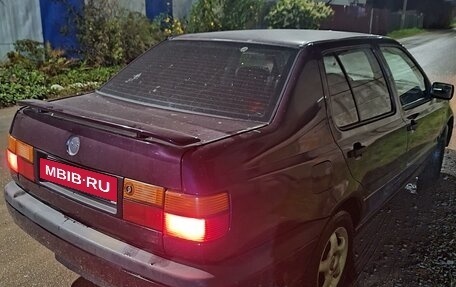 Volkswagen Vento, 1992 год, 135 000 рублей, 3 фотография