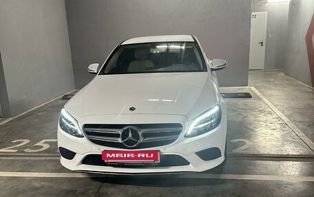 Mercedes-Benz C-Класс, 2018 год, 3 750 000 рублей, 16 фотография