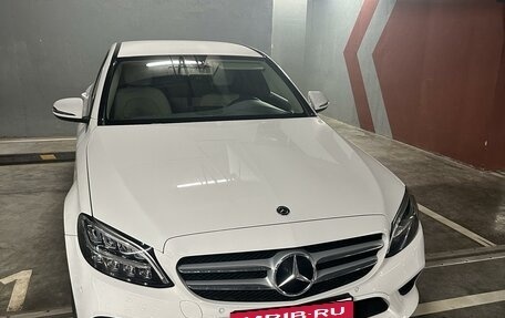 Mercedes-Benz C-Класс, 2018 год, 3 750 000 рублей, 10 фотография