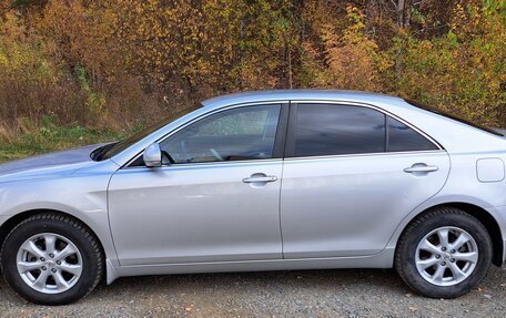 Toyota Camry, 2010 год, 1 520 000 рублей, 2 фотография