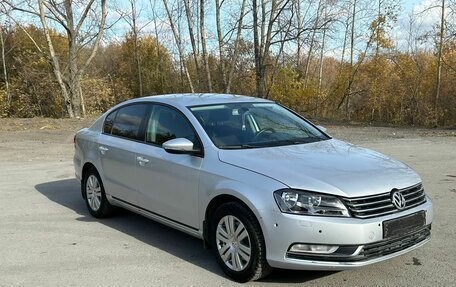 Volkswagen Passat B7, 2011 год, 950 000 рублей, 3 фотография