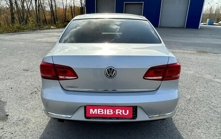 Volkswagen Passat B7, 2011 год, 950 000 рублей, 2 фотография