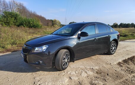 Chevrolet Cruze II, 2011 год, 1 110 000 рублей, 2 фотография