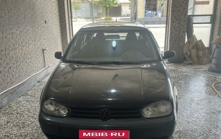 Volkswagen Golf IV, 1998 год, 160 000 рублей, 1 фотография