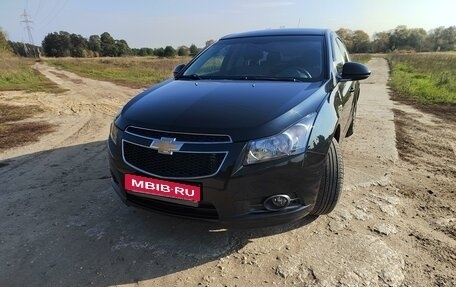 Chevrolet Cruze II, 2011 год, 1 110 000 рублей, 1 фотография