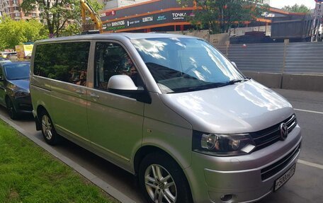 Volkswagen Multivan T5, 2010 год, 2 150 000 рублей, 3 фотография