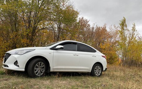 Hyundai Solaris II рестайлинг, 2020 год, 1 630 000 рублей, 1 фотография