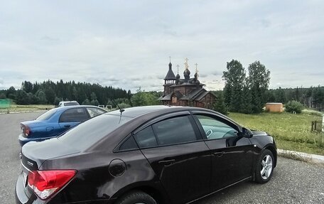 Chevrolet Cruze II, 2013 год, 800 000 рублей, 2 фотография