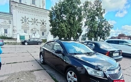 Chevrolet Cruze II, 2013 год, 800 000 рублей, 5 фотография